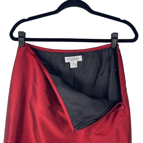 BROOKS BROTHERS RED 100% SILK KNEE LENGTH HOLIDAY SKIRT - Picture 5 of 11